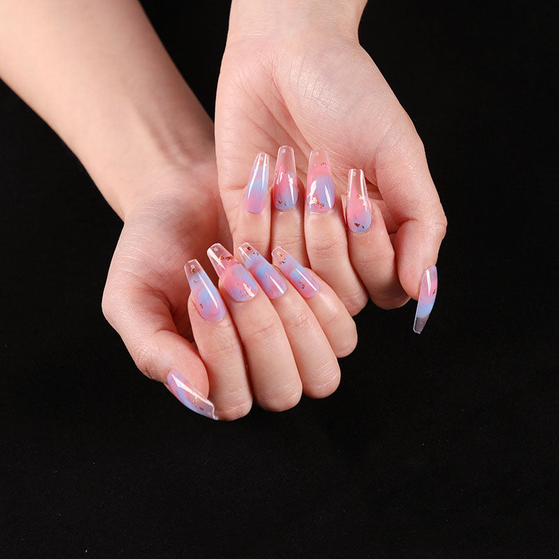 Fake Nails, Finished Cross-Border Transmission